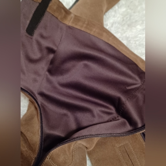 LE Chateau Made in Italy Suede Knee High Boot in Brandy Low Heel - Picture 11 of 15